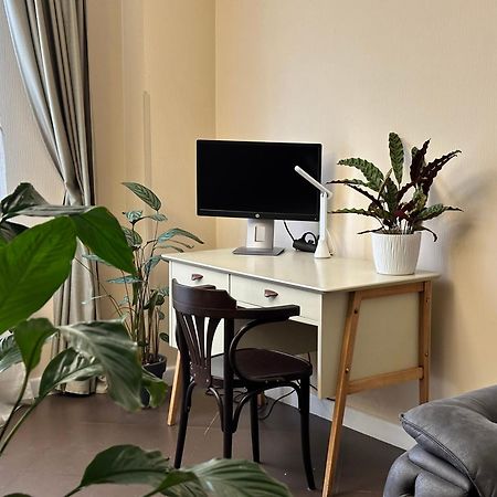 Apartment In Downtown "Rustaveli Residence" 第比利斯 外观 照片