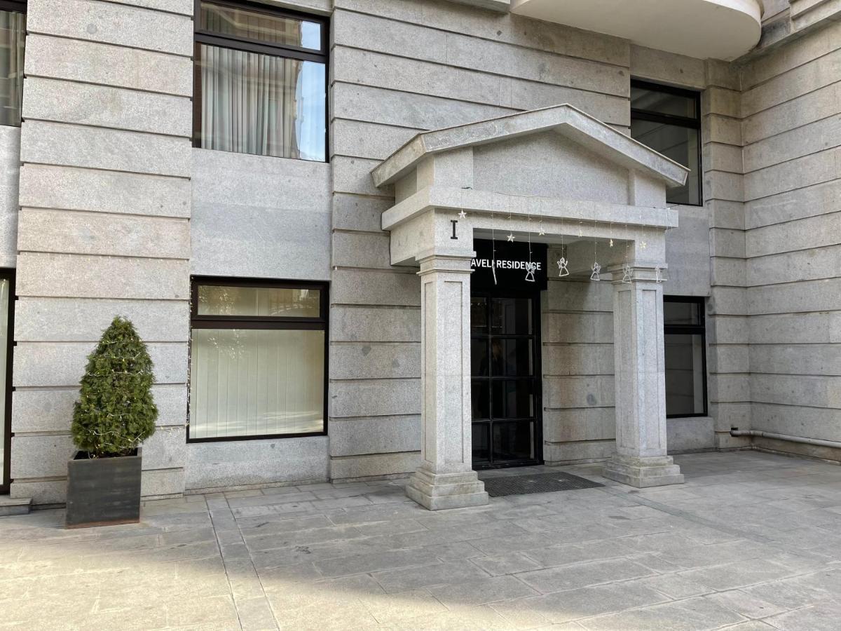 Apartment In Downtown "Rustaveli Residence" 第比利斯 外观 照片
